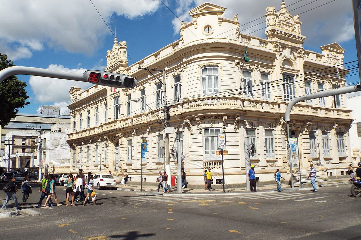 Bahia: gestores da prefeitura de Feira de Santana são denunciados por assédio eleitoral