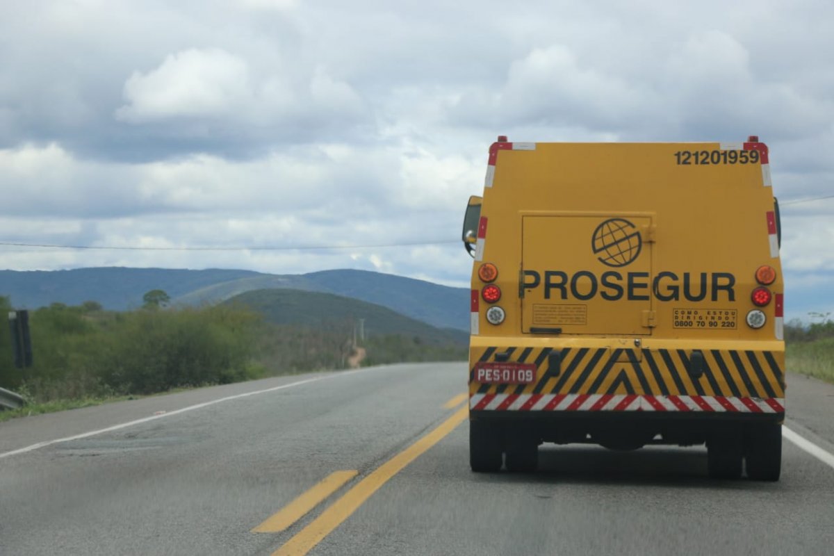 Roubos a carro-forte reduzem 66,7% na Bahia, diz pesquisa
