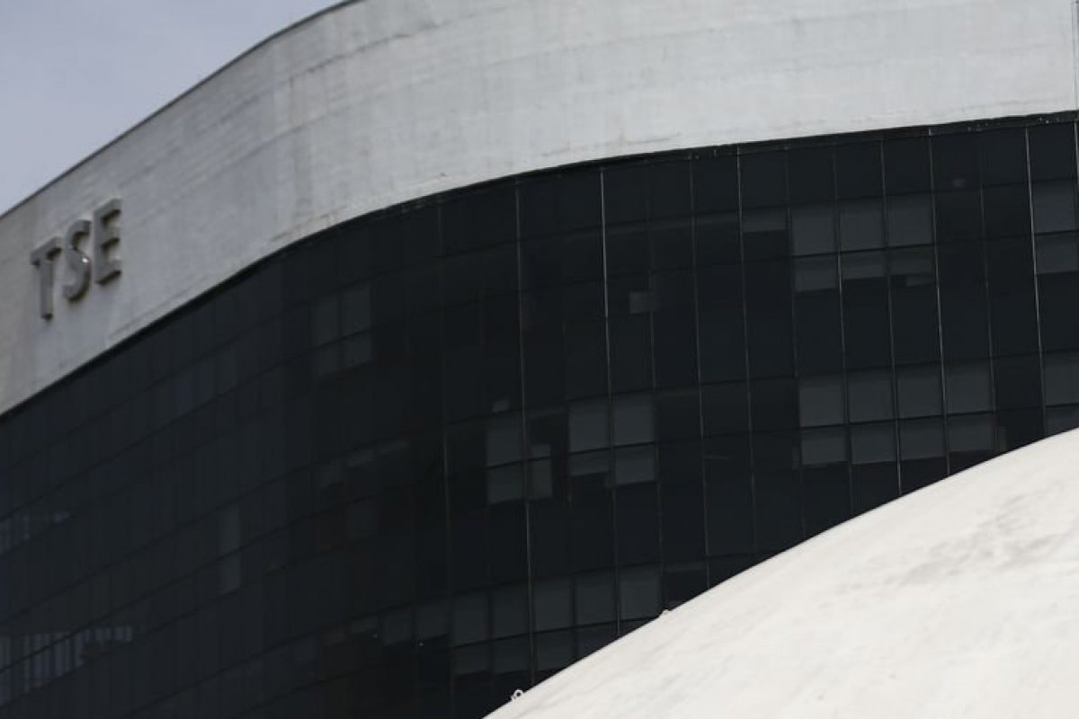 Polícia Federal envia ao TSE o depoimento do servidor exonerado do órgão