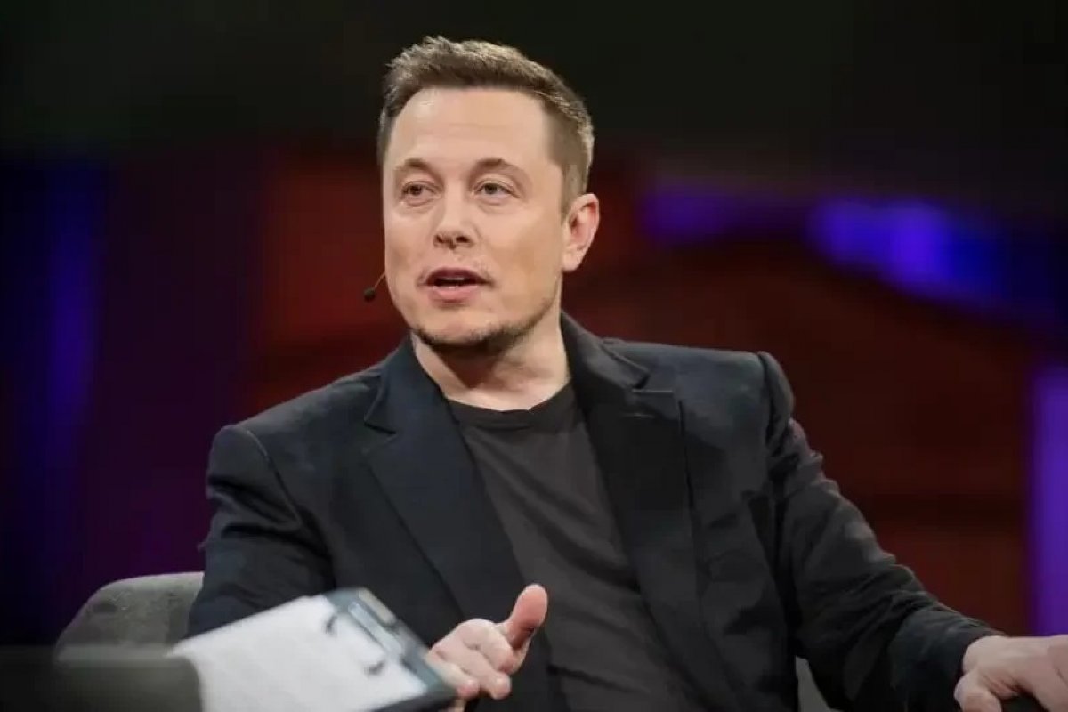 Elon Musk compra Twitter por US$ 44 bilhões e demite executivos