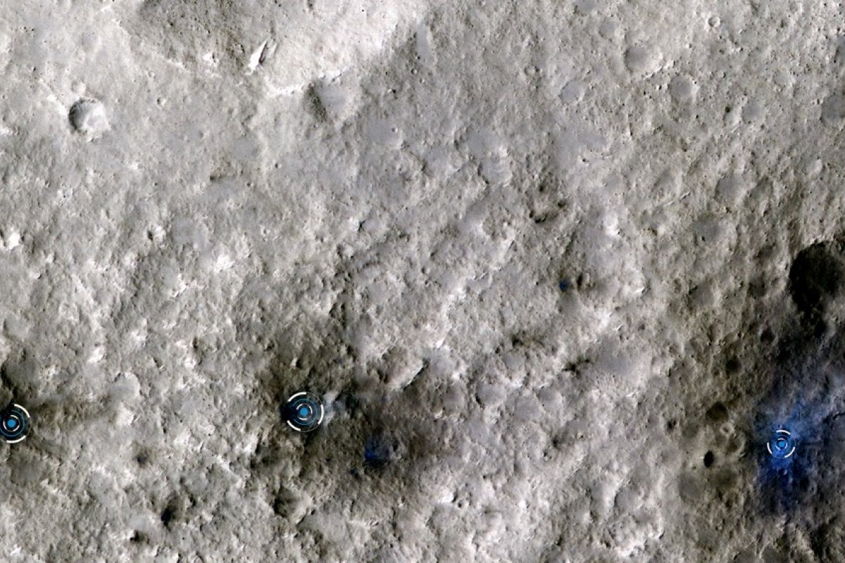 Nasa divulga impacto de rochas espaciais em Marte