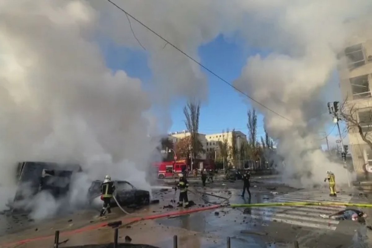 Kiev enfrenta quedas de energia após novo atentado russo