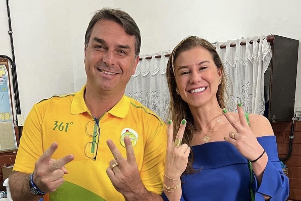 Flávio Bolsonaro acredita em ‘virada histórica’ no segundo turno