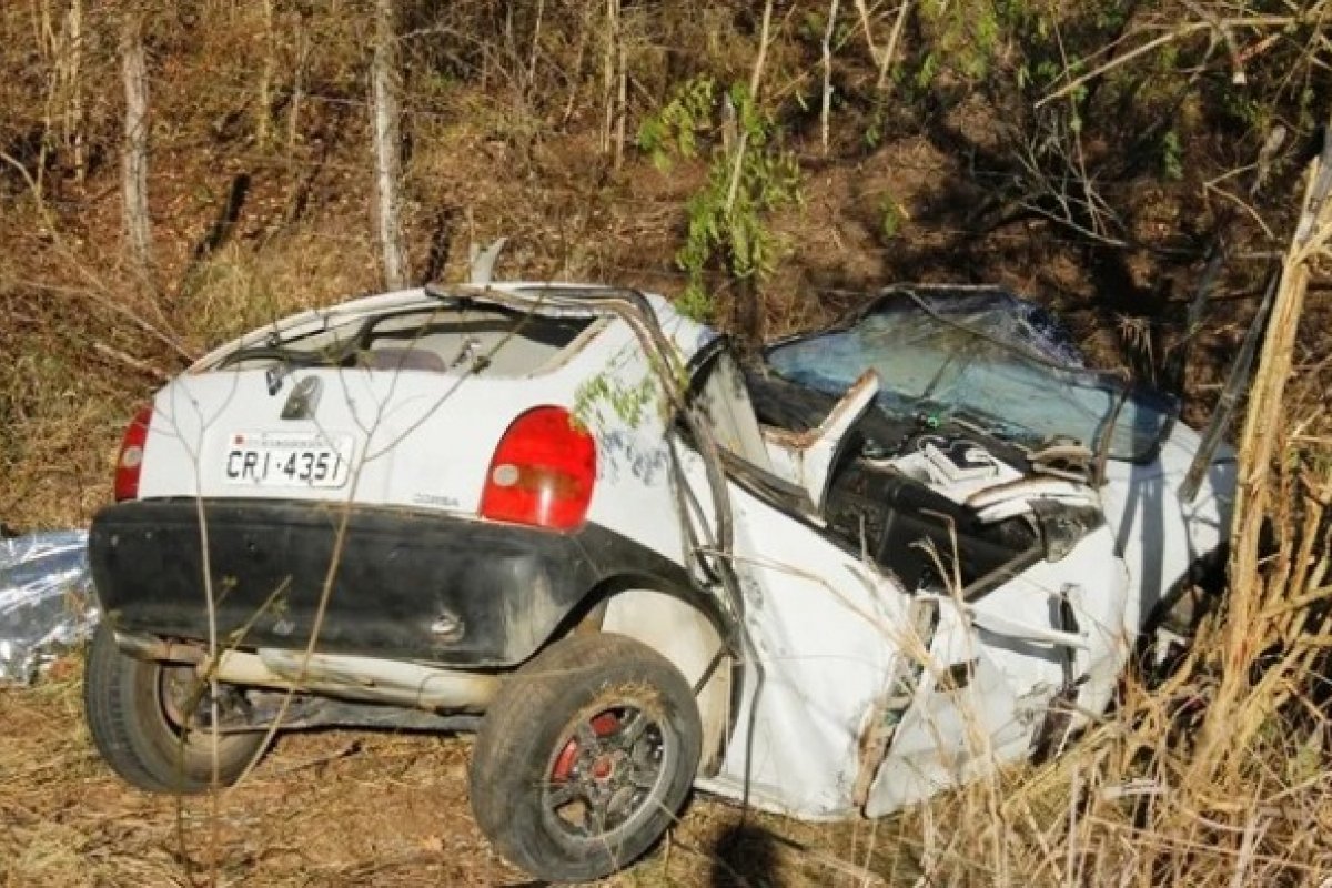 Capotamento deixa dois homens mortos e um ferido em trecho de Conceição do Coité
