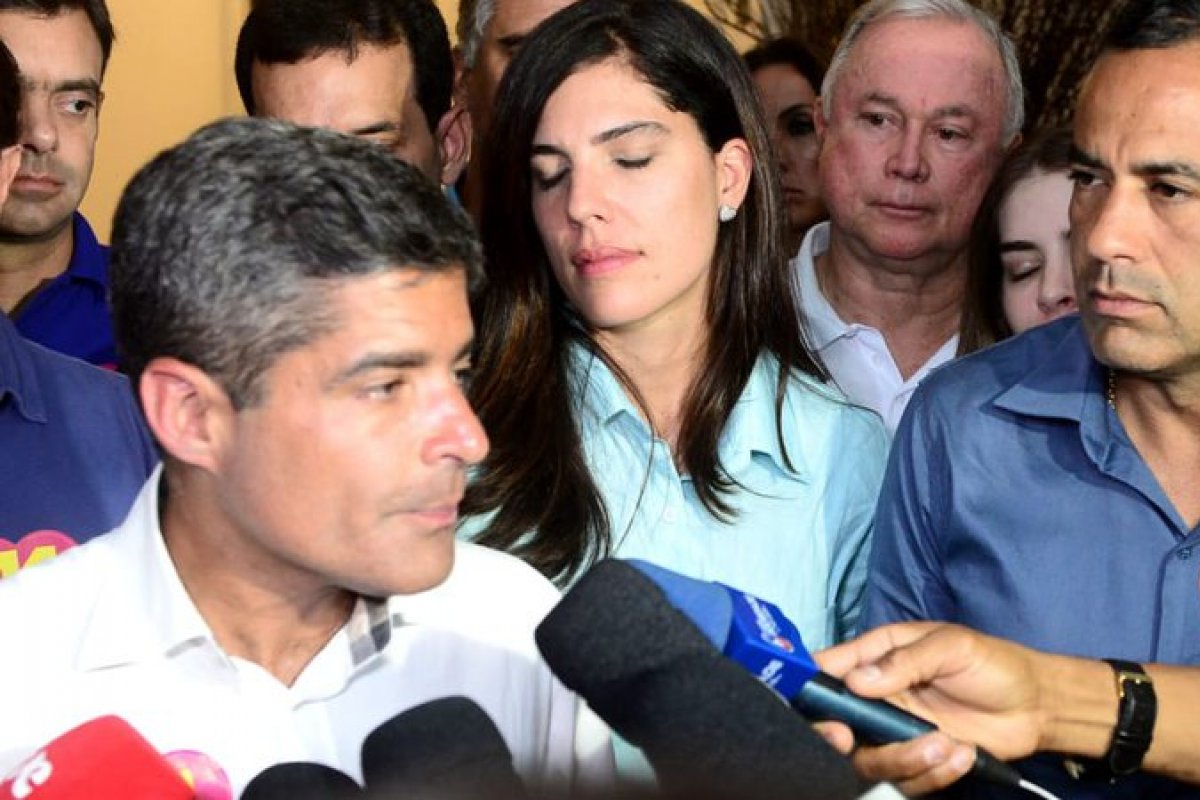 ACM Neto parabeniza Jerônimo por eleição para Governador do Estado