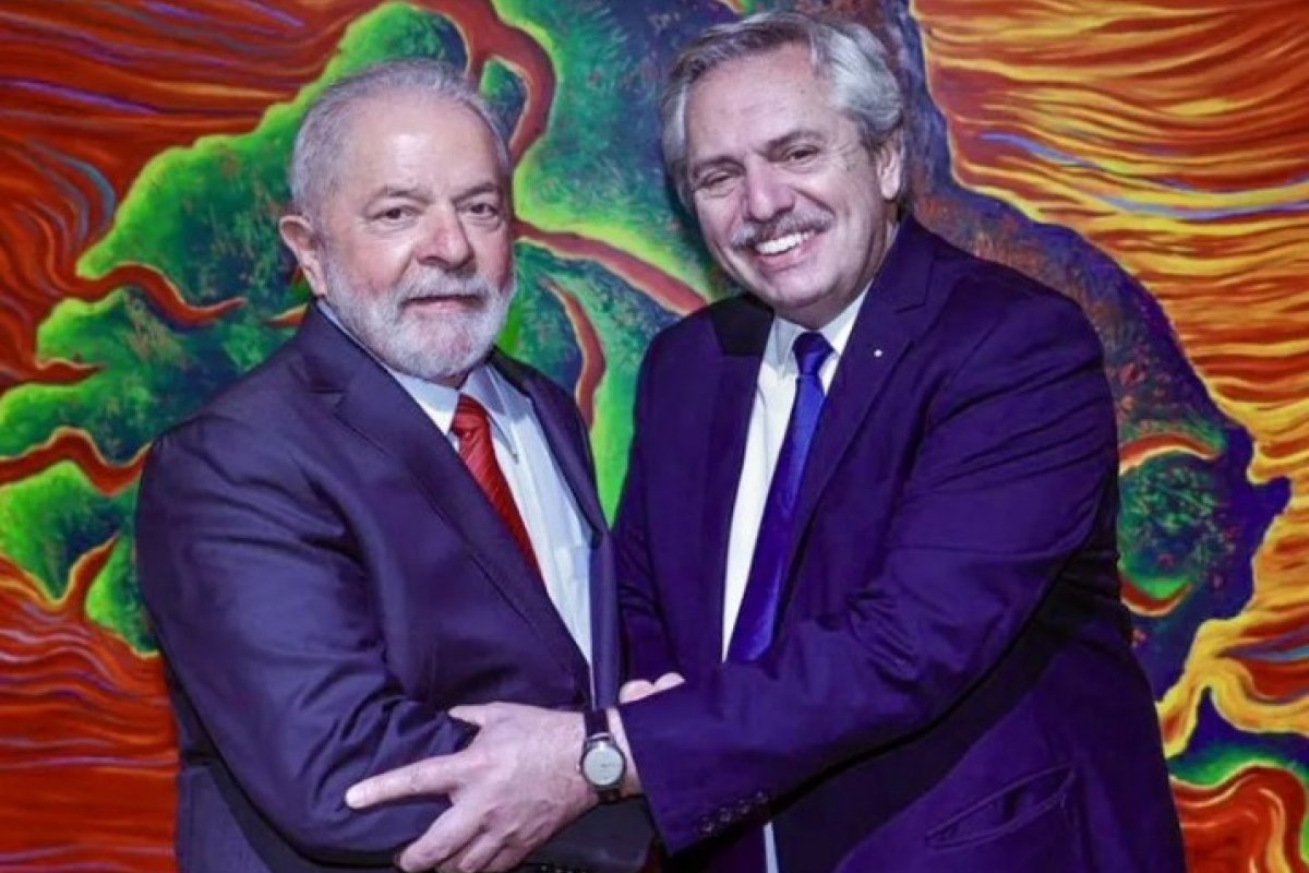 Lula recebe presidente da Argentina nesta segunda (31), em SP