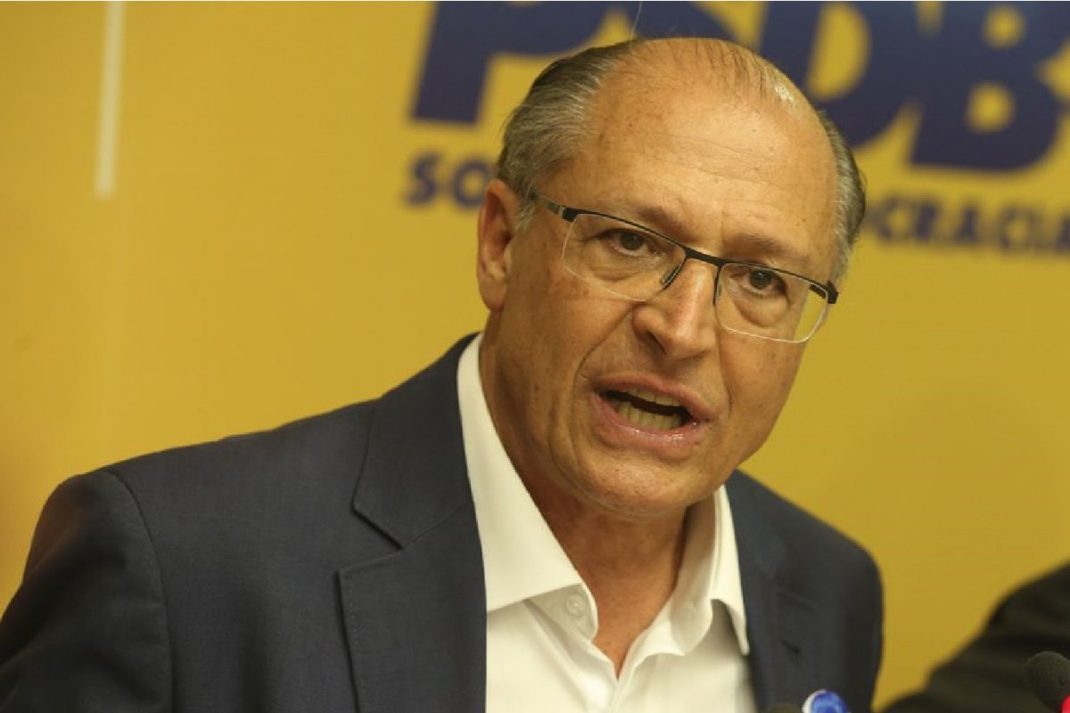 Equipe de transição do governo Lula será coordenada por Alckmin