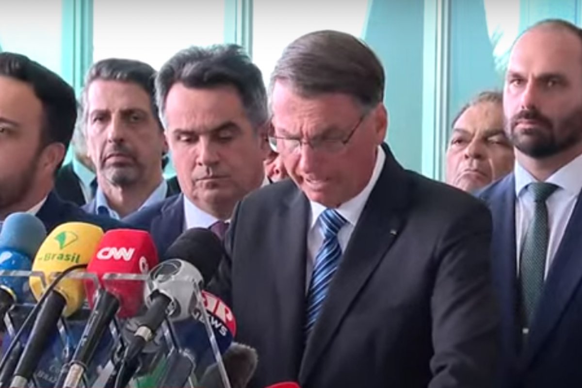 Bolsonaro vai ao STF após pronunciamento nesta terça-feira (1º)