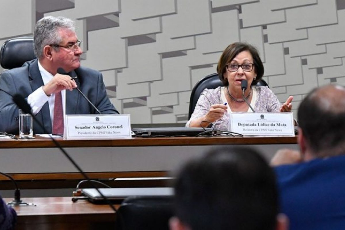 CPMI das Fake News: WhatsApp cancela mais de 400 mil contas