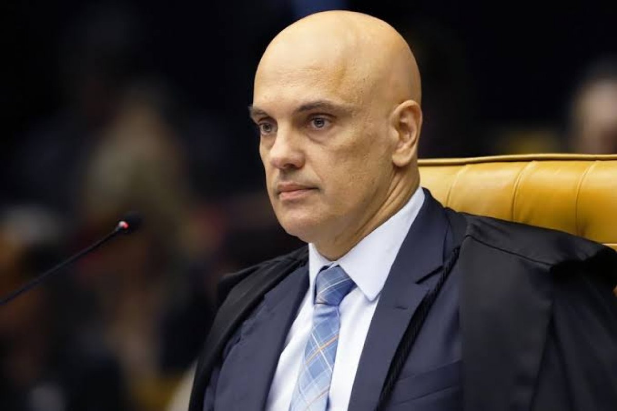 PF deve identificar líderes e donos de veículos usados em bloqueios, determina Moraes 