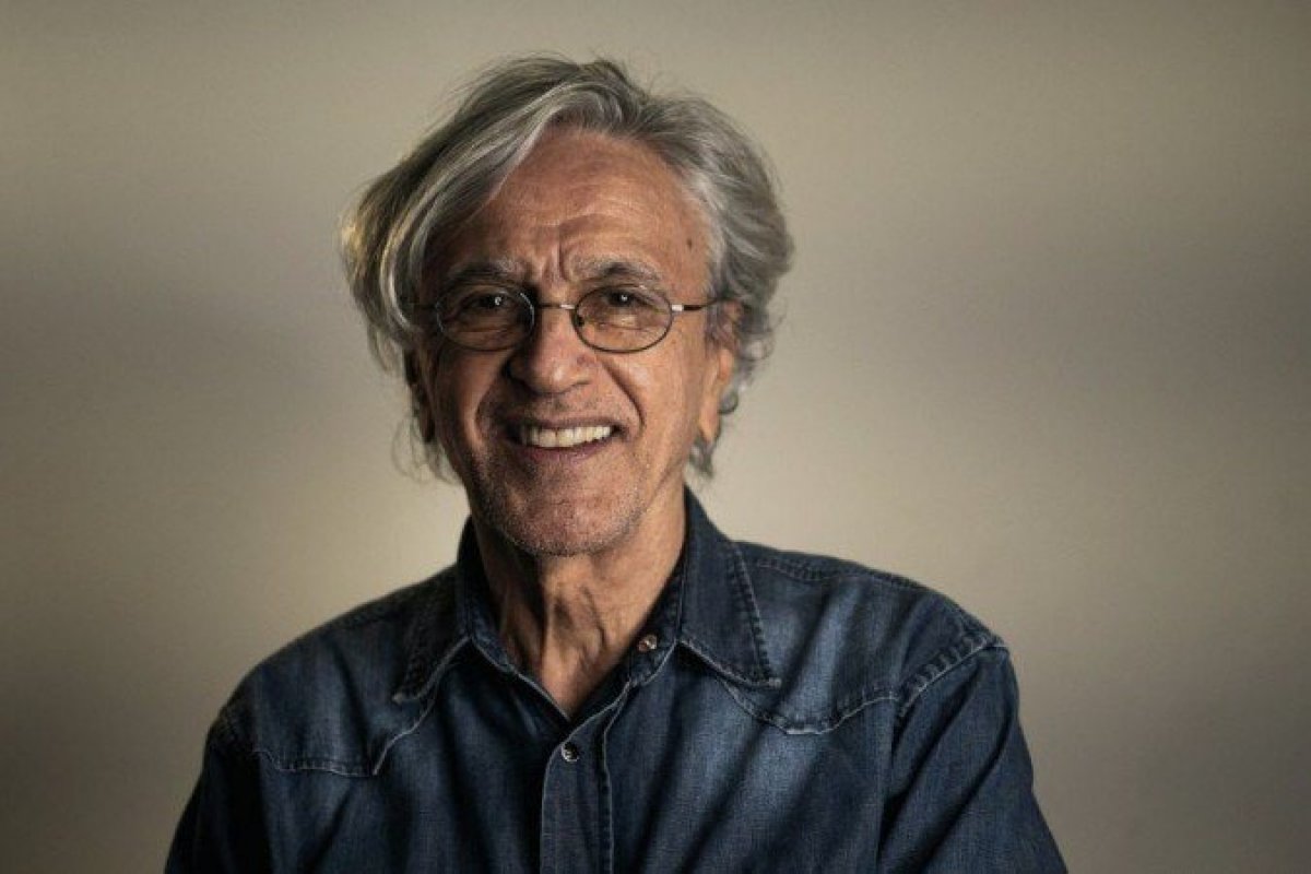 Livro em homenagem a Caetano Veloso é lançado neste domingo (6)