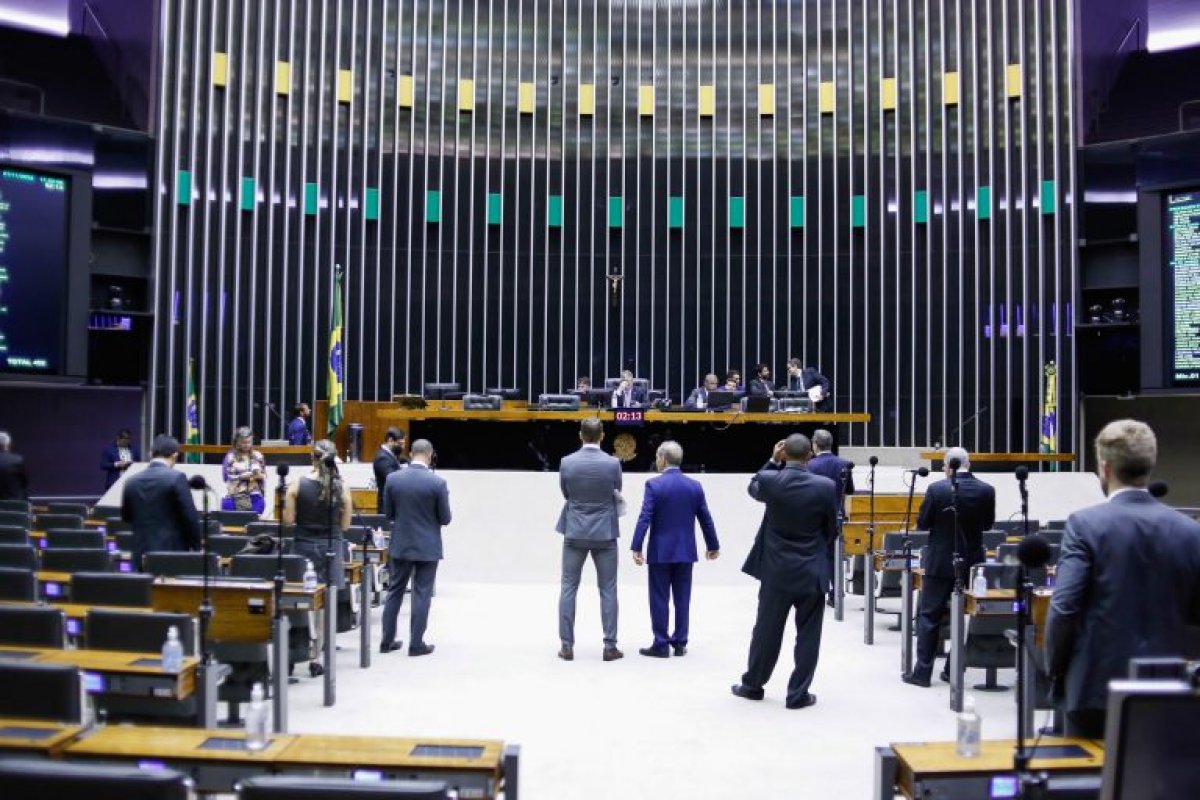 Câmara realiza sessões de votação a partir desta segunda-feira