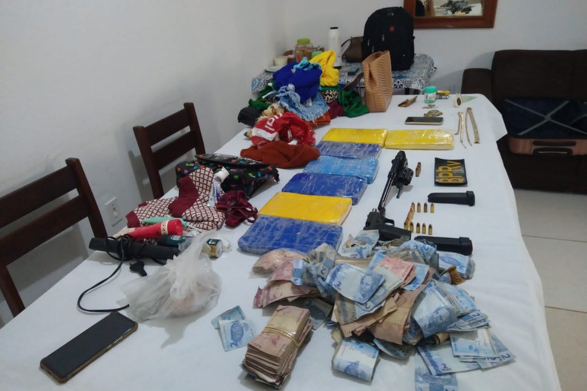 Mulher é capturada ao entrar na Bahia com R$ 210 mil em cocaína