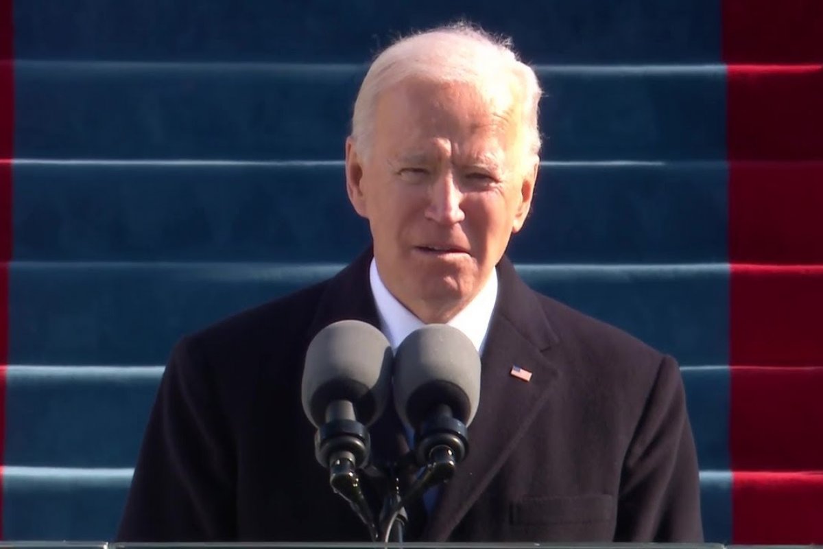 Seis em cada 10 eleitores independentes desaprovam o trabalho de Biden nos EUA