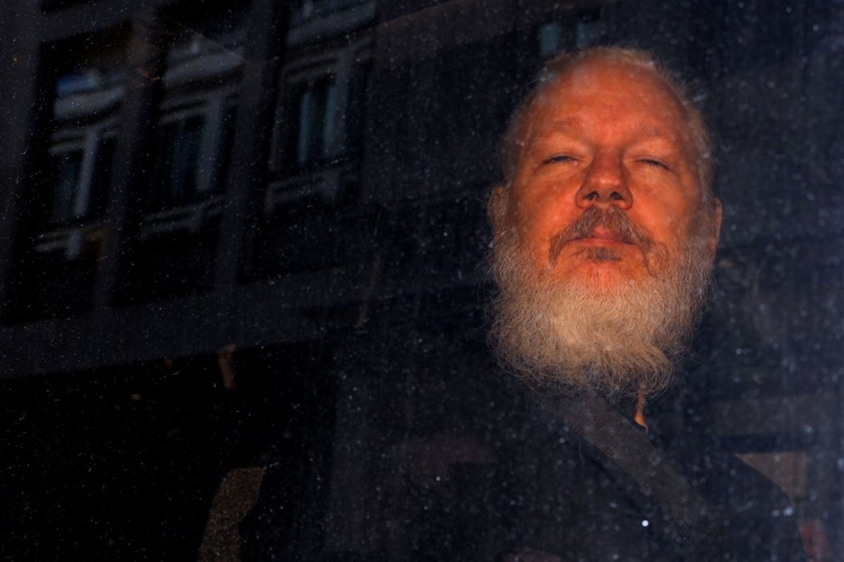 Suécia arquiva mais uma vez investigação de estupro contra Julian Assange