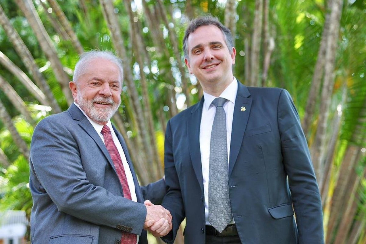 Lula se reúne com presidente do Senado, Rodrigo Pacheco, em Brasília