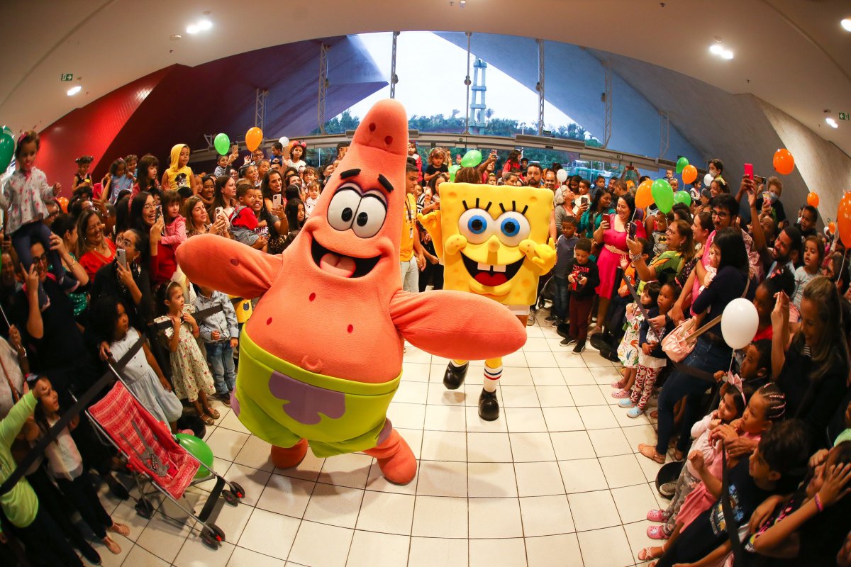 Shopping Paralela realiza encontros com personagens da Nickelodeon!