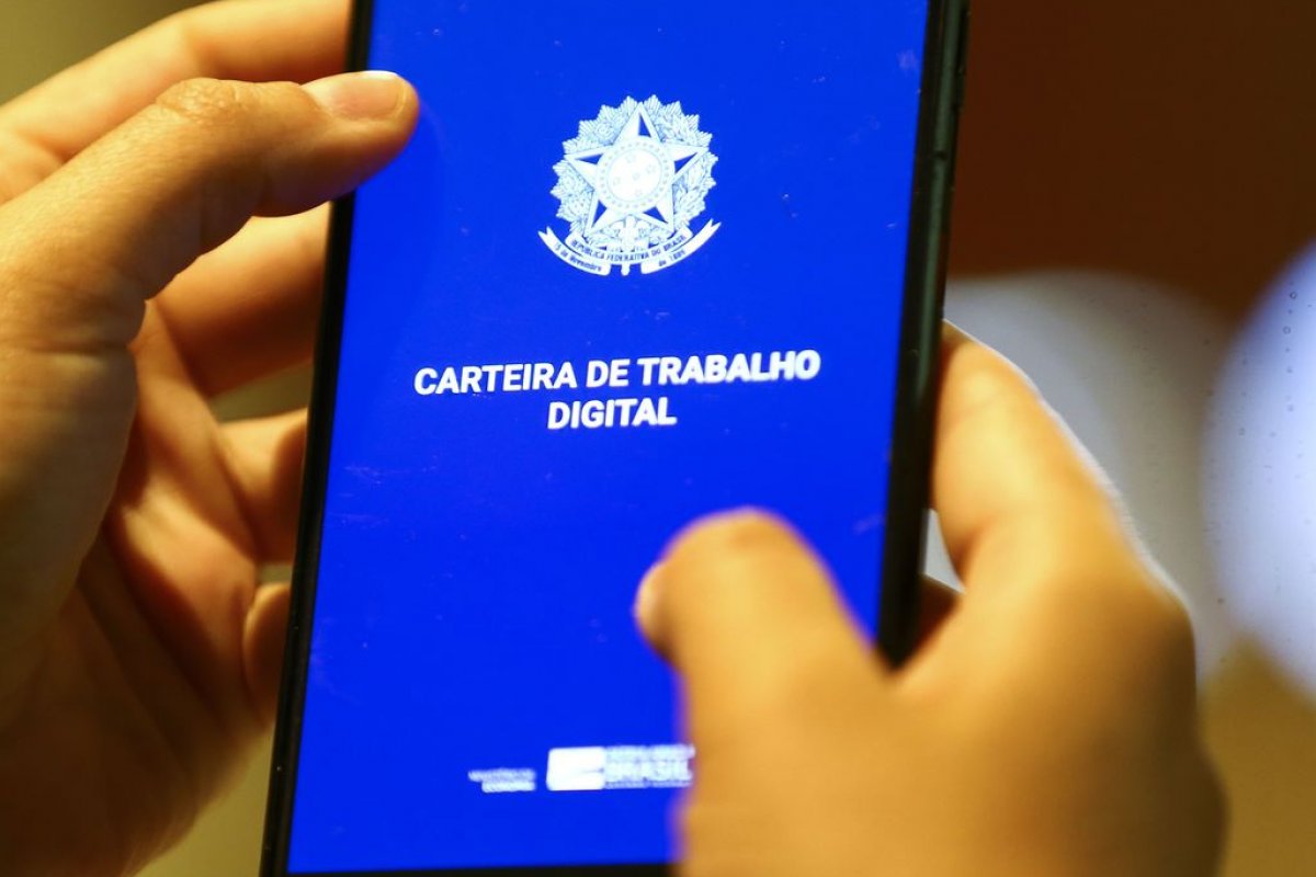 SineBahia divulga vagas de emprego para esta quarta-feira (16)