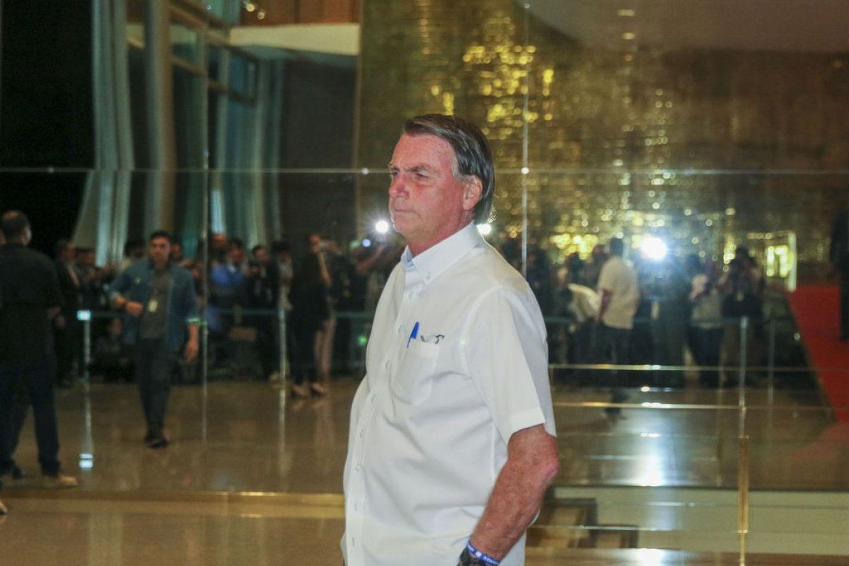 PGR pede que três pedidos de investigação contra Bolsonaro sejam arquivados