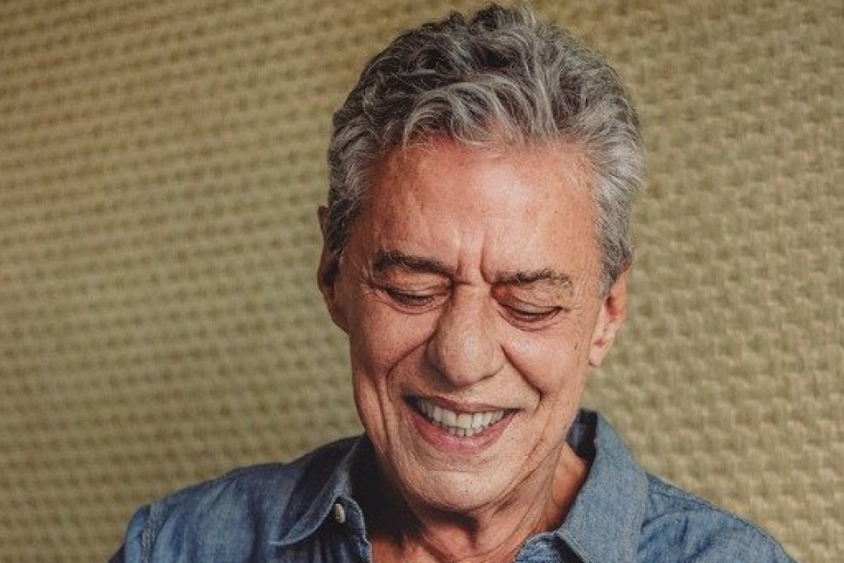 Após cancelar shows, Chico Buarque anuncia novas datas para Salvador