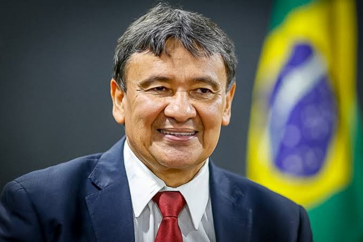 PEC da Transição é adiada para a próxima quarta-feira (16)