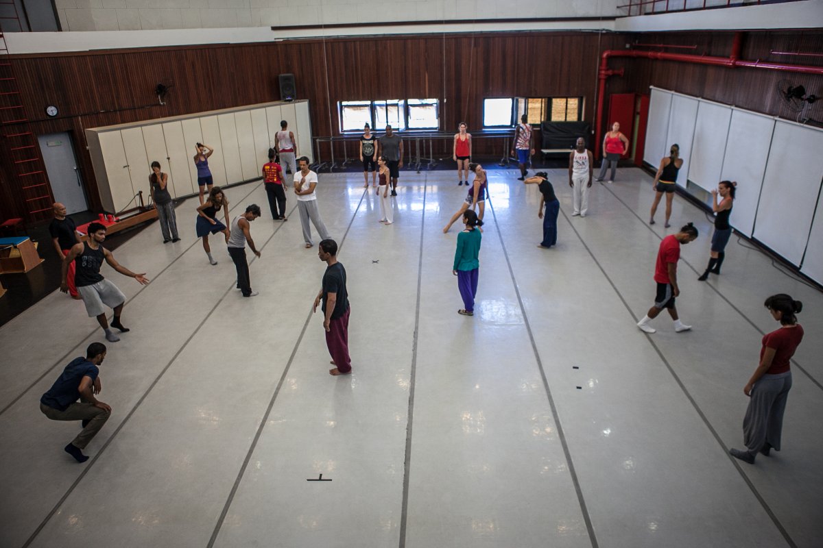 Aulas abertas do Balé Teatro Castro Alves tem vagas neste mês de novembro