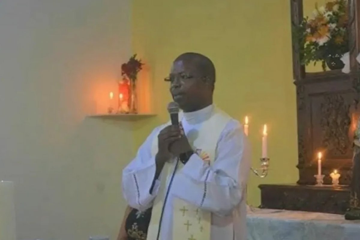 Padre queniano morre após se afogar em rio no norte da Bahia