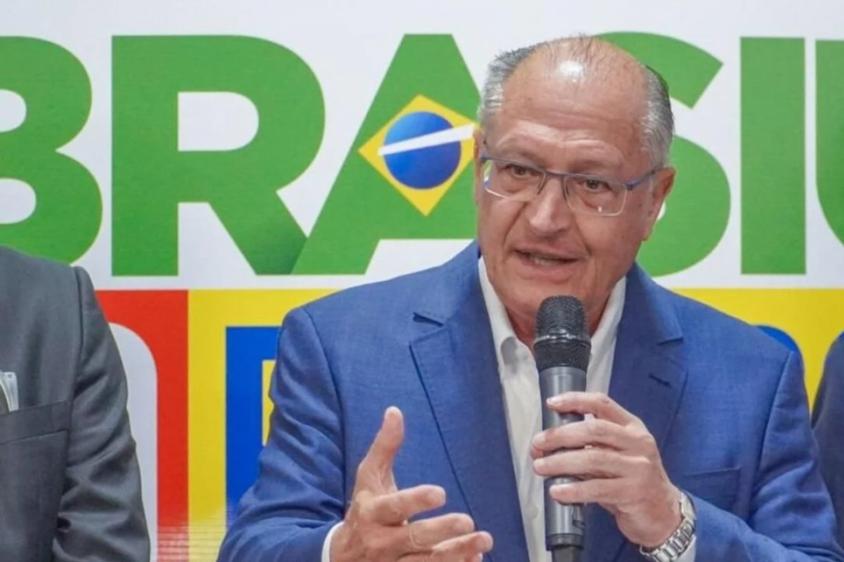 Geraldo Alckmin anuncia lista completa con os nomes da equipe responsável pela transição