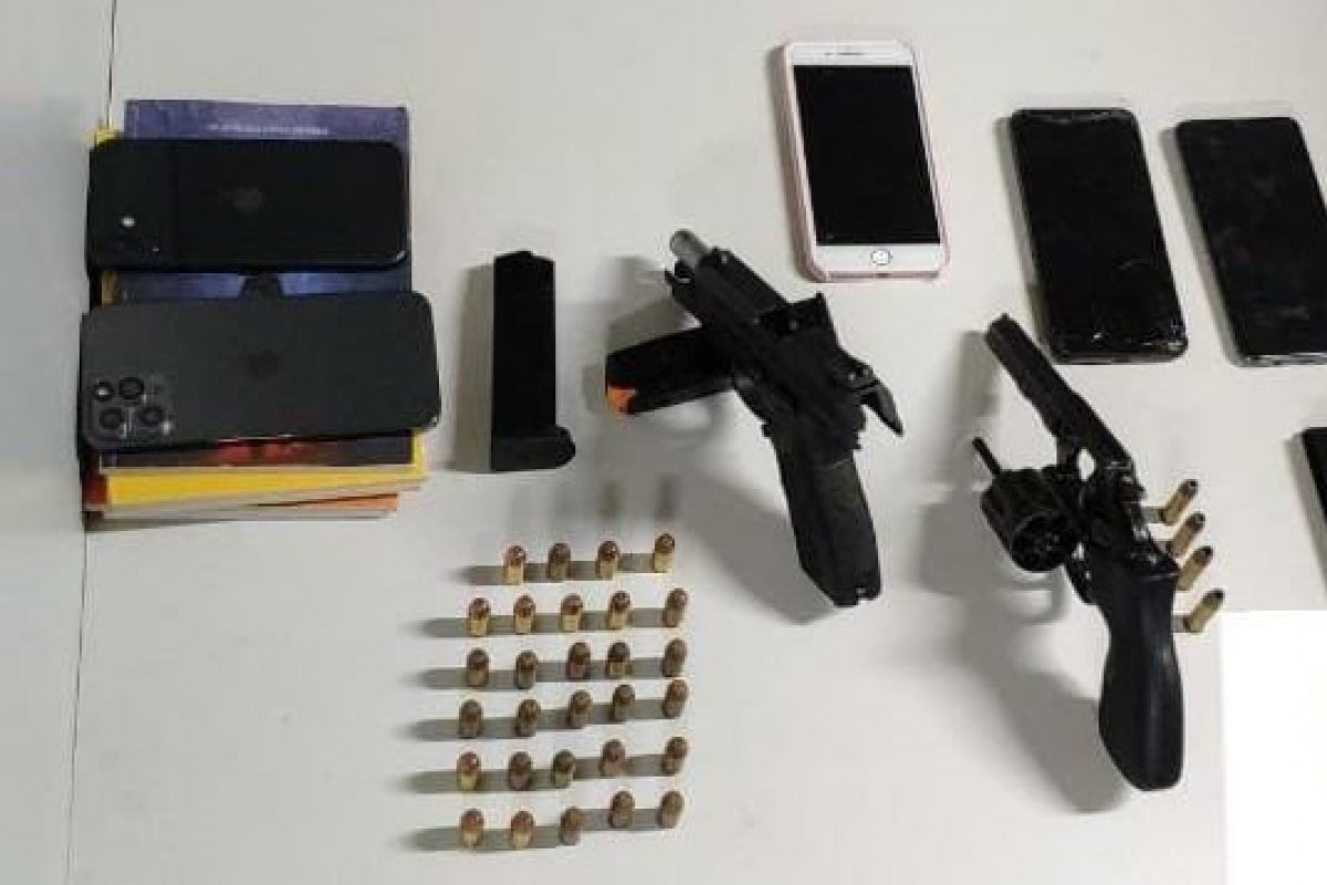 PM apreende três homens suspeitos de roubo em Lauro de Freitas