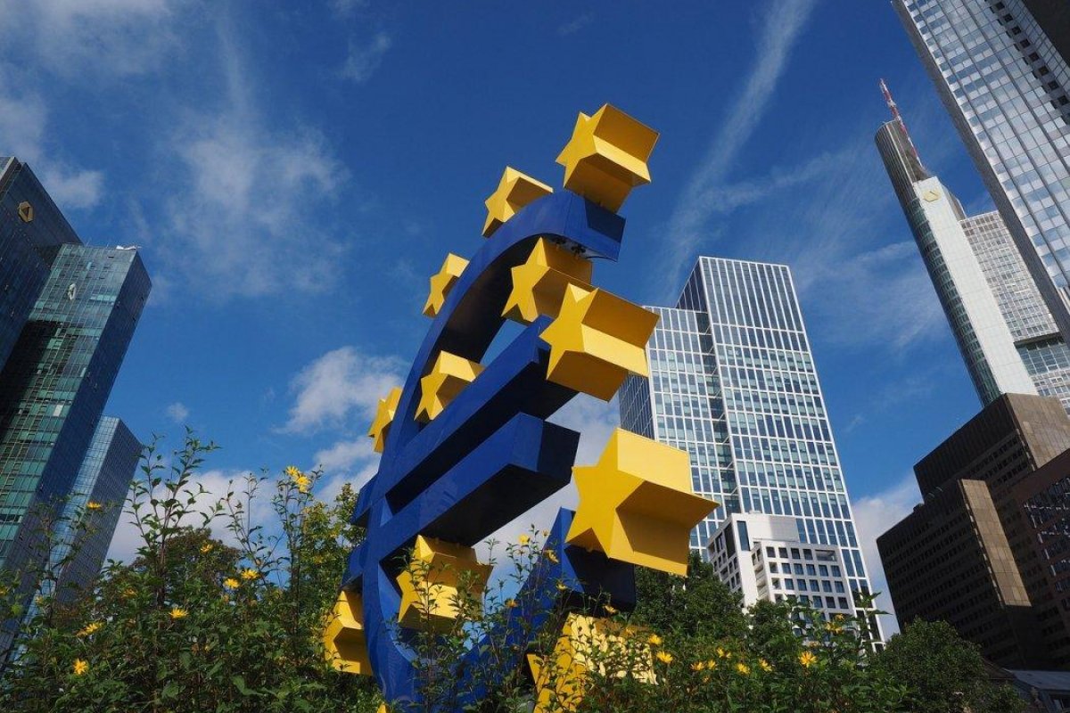 Inflação na zona do euro em outubro em termos anuais foi levemente mais baixa do que o informado anteriormente