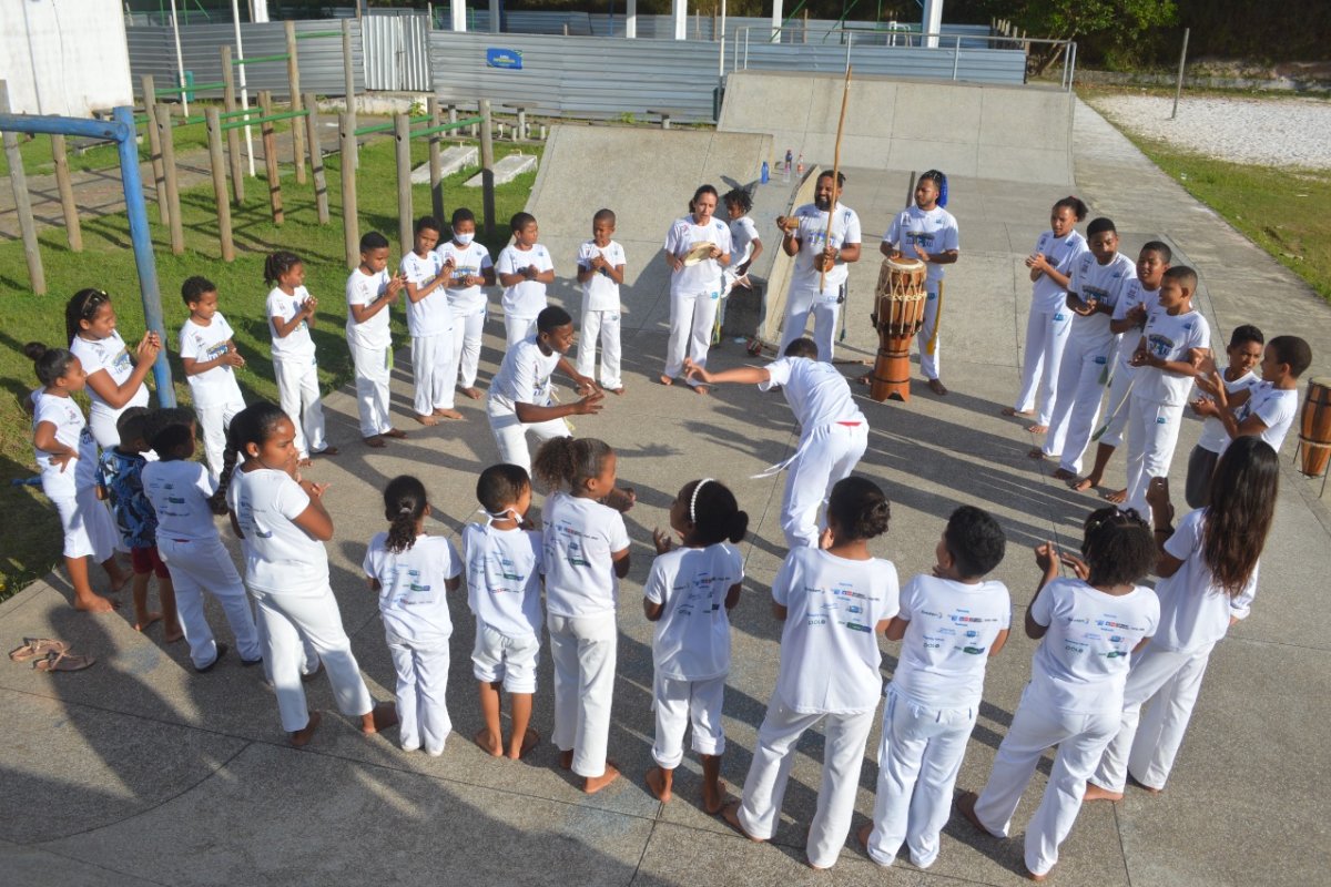 Capoeiragem Mirim celebra o Dia da Consciência Negra com evento de batizado e troca de graduações! 