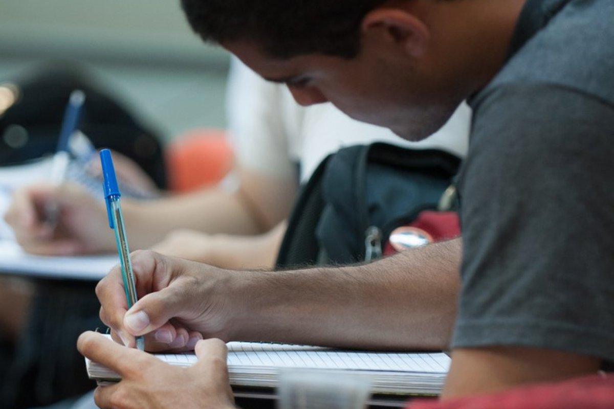 Mais de 30 mil bolsas ProUni foram concedidas a estudantes baianos em 2022, diz MEC
