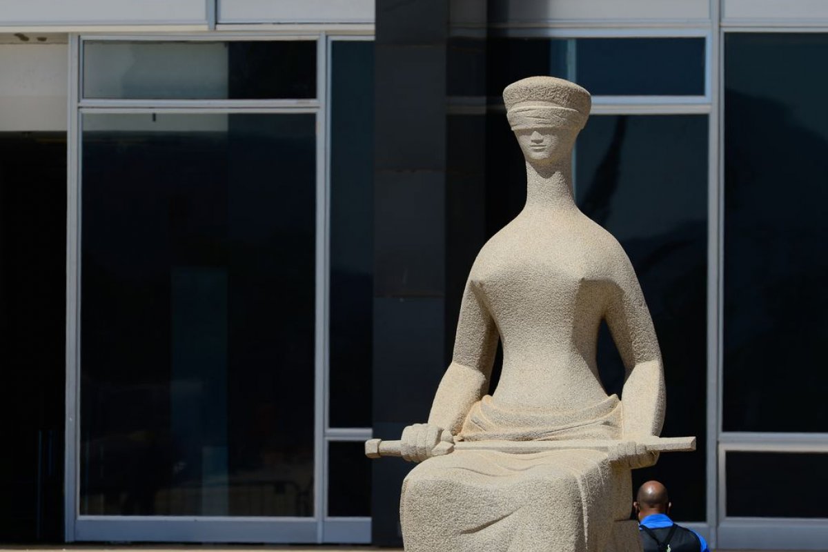 PGR envia manifestação ao STF contra pedido de afastamento do ministro da Defesa e diretor-geral da PRF