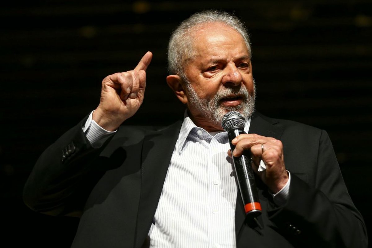 Vídeo: Lula comenta sobre polêmica por ter ido a COP27 em jatinho de amigo