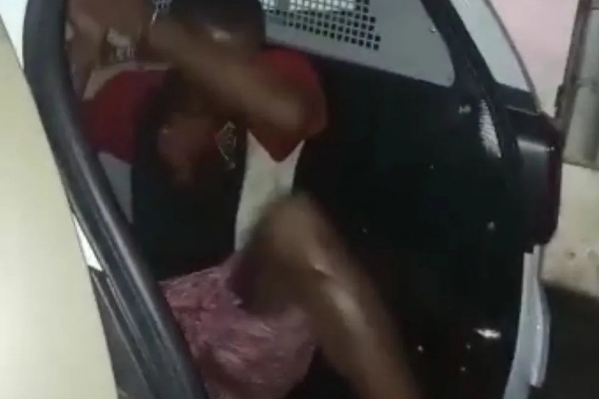 Homem é preso após fazer mulher refém no bairro de Alto do Cabrito, em Salvador