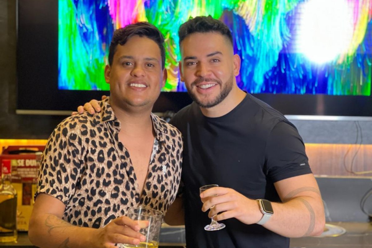 Dan Valente lança “Felicidade Digital” nas plataformas de streaming!