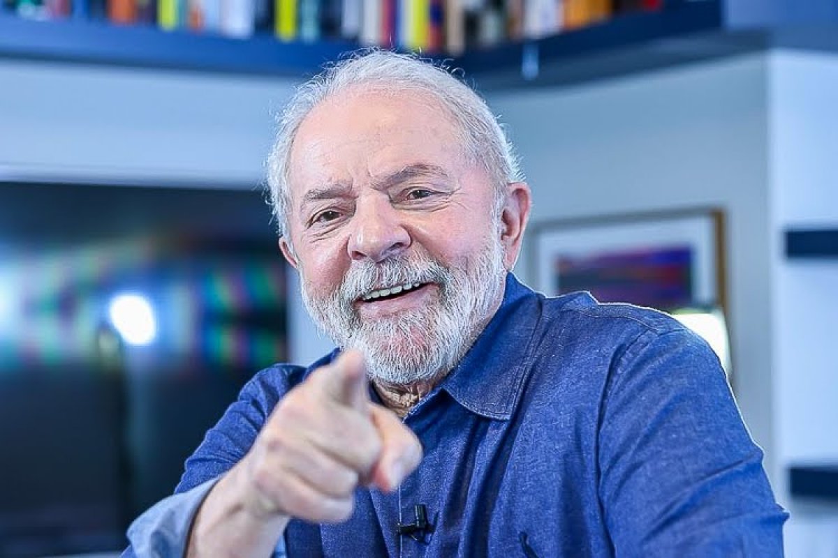 PT quer que governo federal financie despesas pessoais de Lula, diz jornal