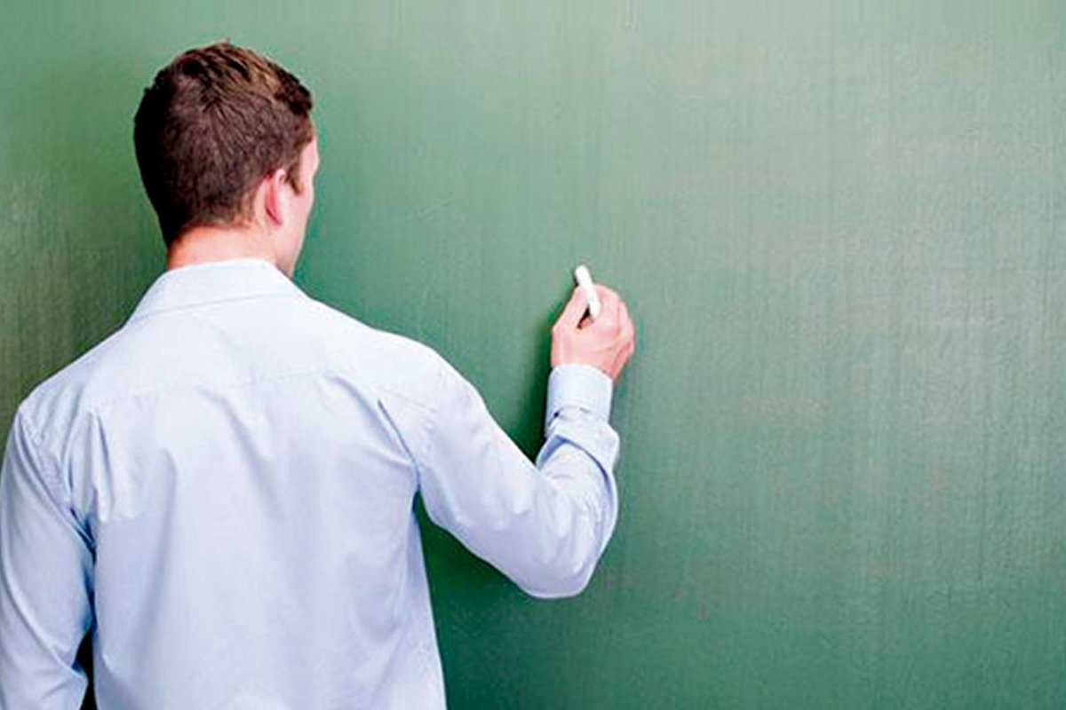 Aluna é suspeita de agredir professor com maçaneta na Bahia