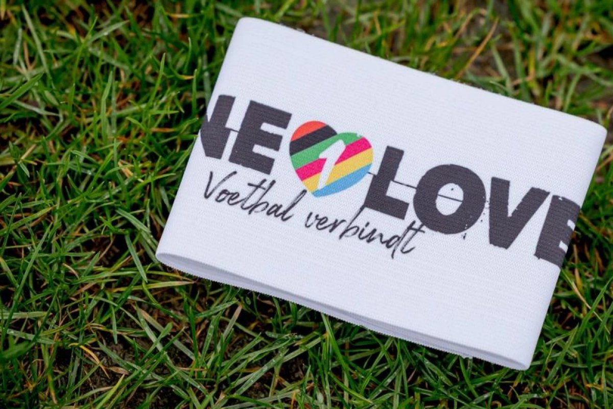 Seleções da Copa do Mundo não vão usar braçadeiras “OneLove” após determinação da Fifa