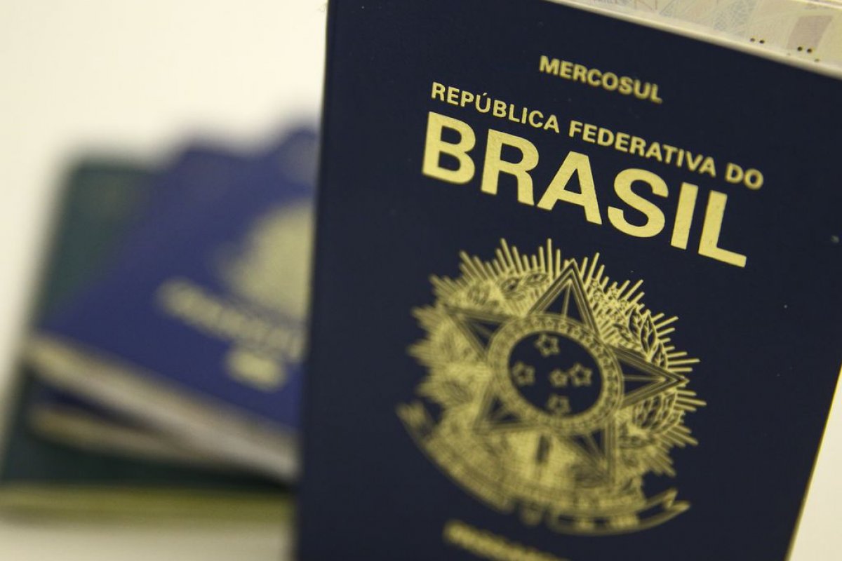 Ministério da Economia não tem previsão de repasse de verba para emissão de novos passaportes
