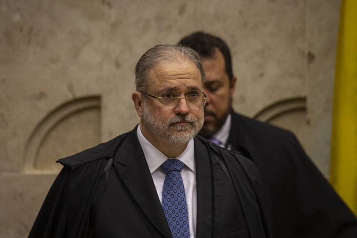 Aras defende uso de dados do Coaf sem autorização judicial