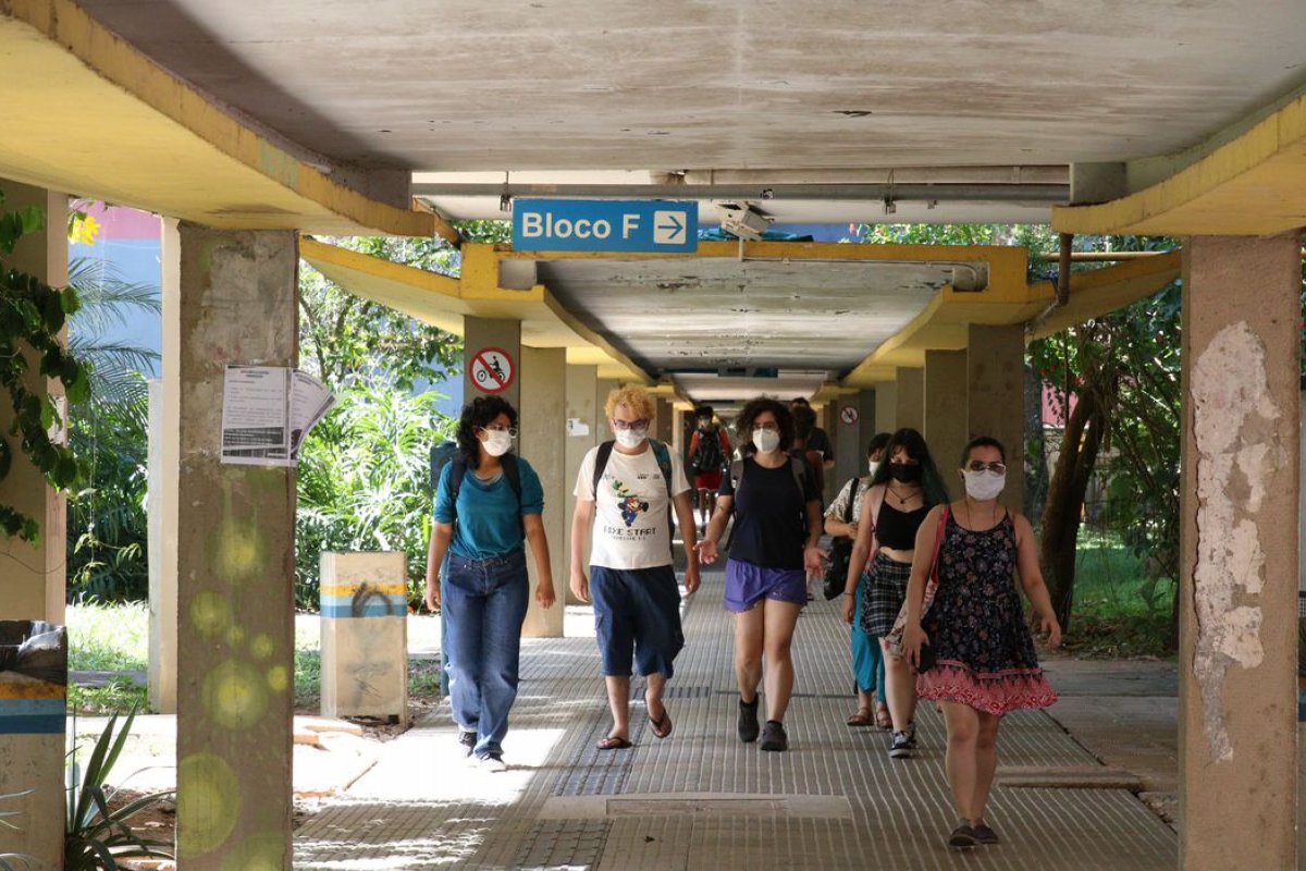 Enade: graduandos têm até sábado (26) para preencher questionário do estudante
