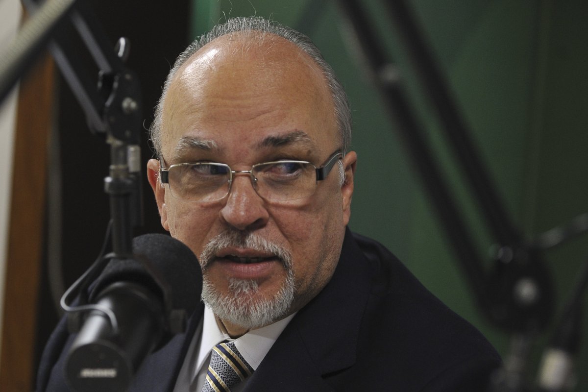 Acusado de propina, Mario Negromonte é afastado do TCM