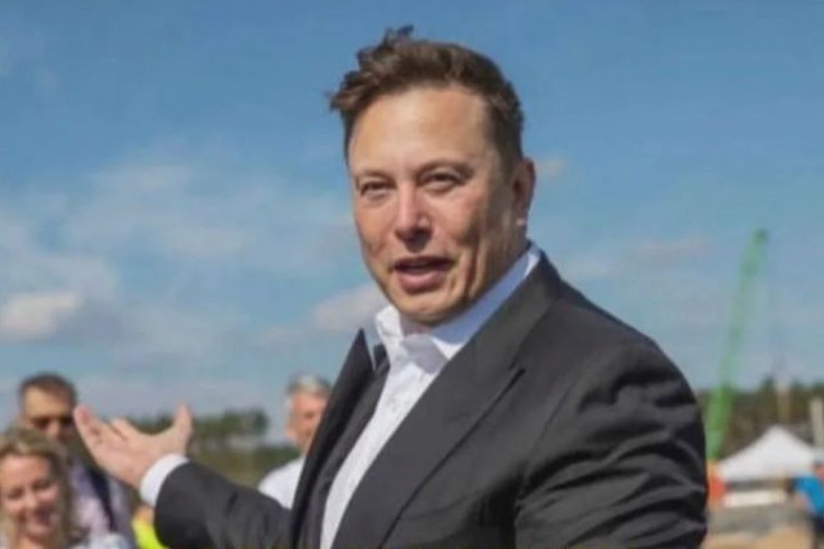 Elon Musk pretende liberar contas suspensas do Twitter