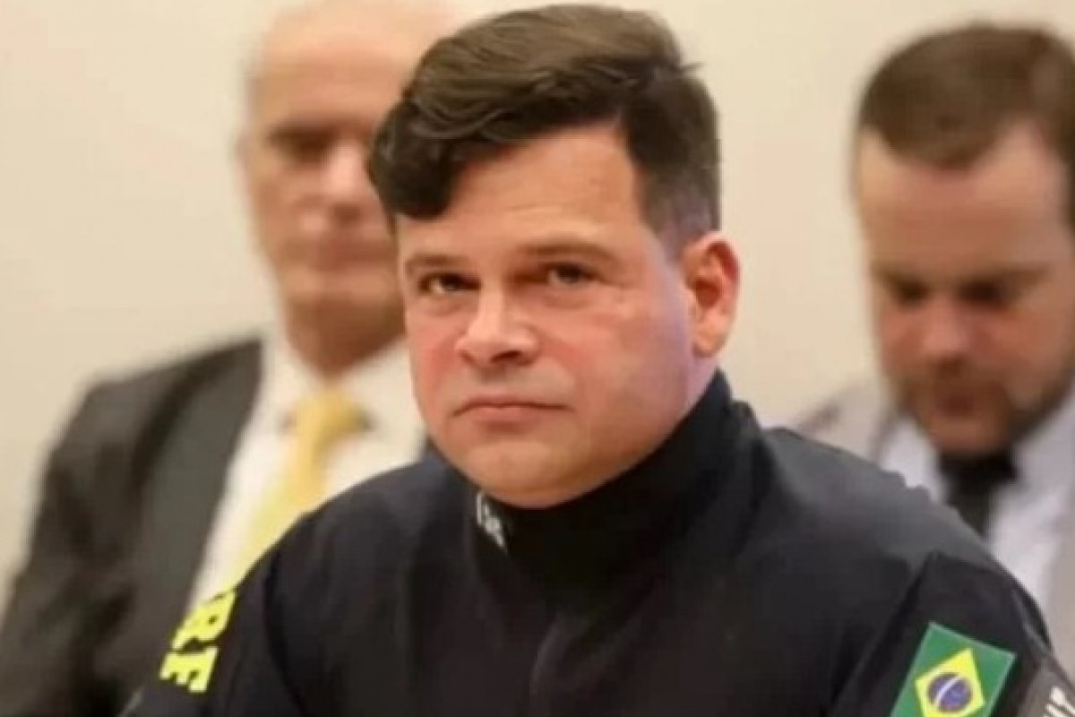 Justiça do Rio torna diretor da PRF réu por pedir votos para Bolsonaro