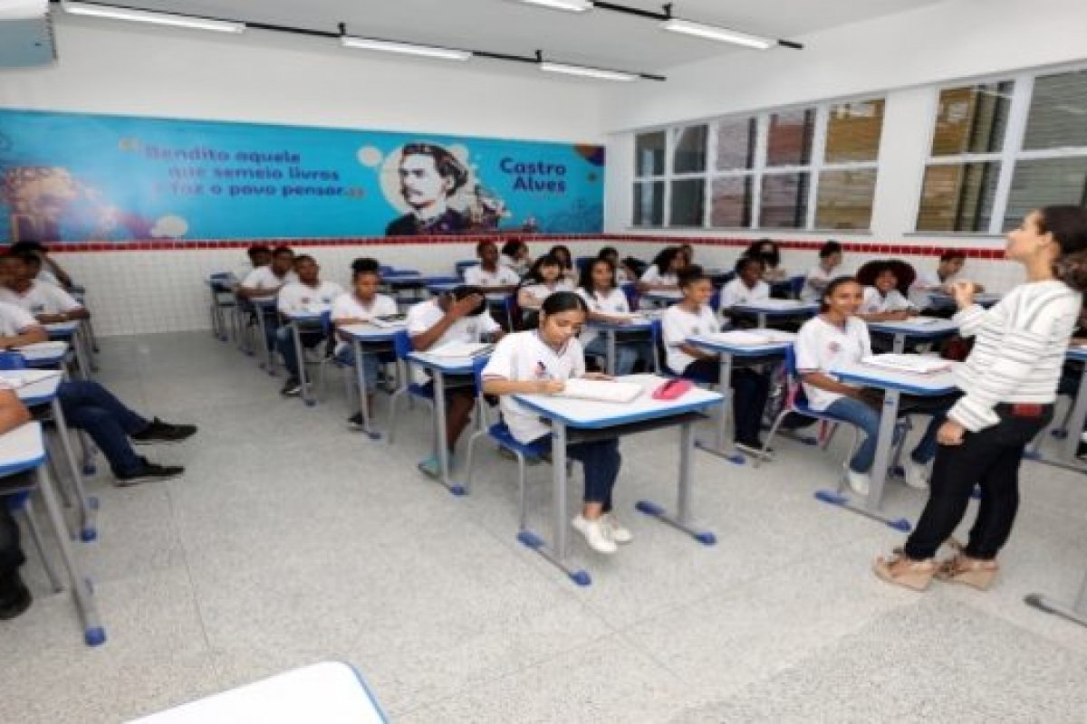 SEC abre processo seletivo de professores em diferentes modalidades na Bahia