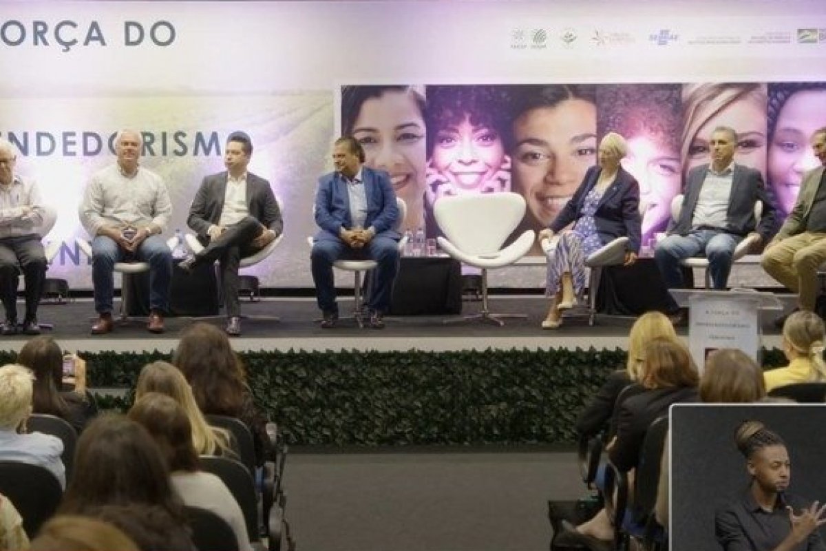 Ministério lança programa para oferecer qualificação profissional gratuita a mulheres do campo