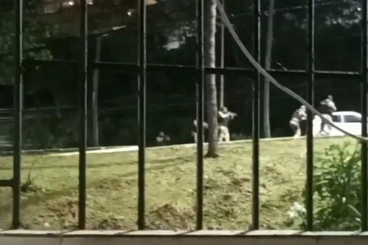 Vídeo: homens são baleados em confronto com a PM na avenida Garibaldi