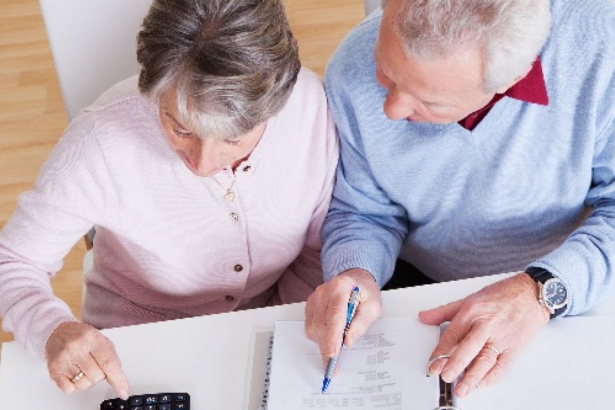 Empresa abre vagas de emprego para público da terceira-idade