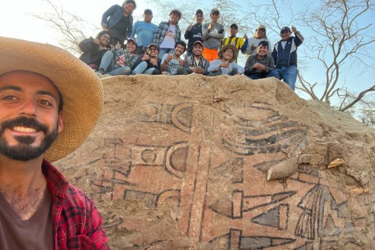 No Peru, arqueólogos encontram pintura rupestre destruída por caçadores de relíquias